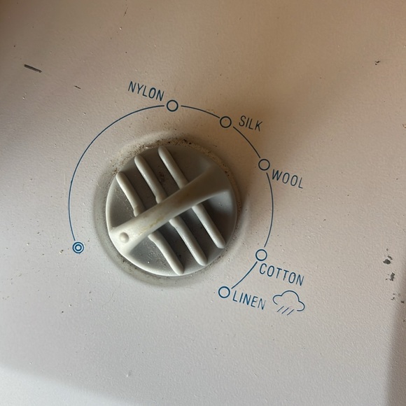 Conair FSP5 Fabric Steamer White - Picture 3 of 12